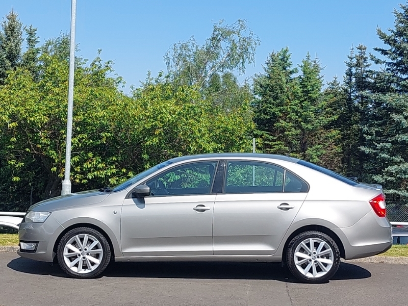 Skoda Rapid 1.4 Tsi Se Dsg Beige #4