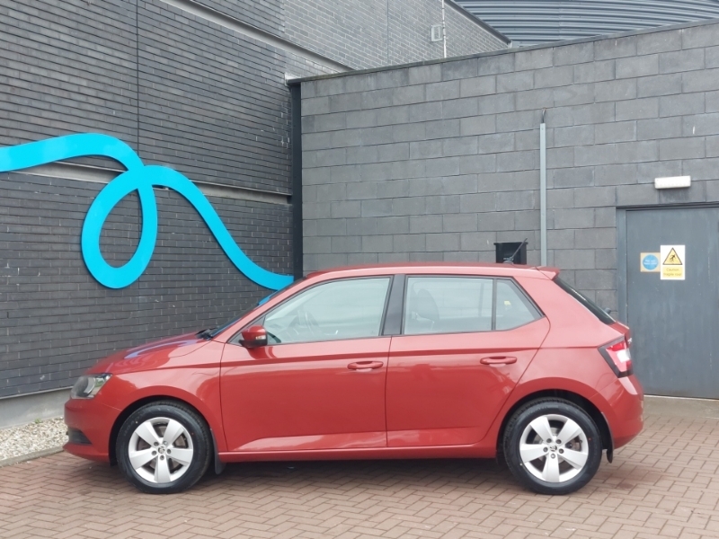 Skoda Fabia 1.2 Tsi Se Dsg SJ17BGF Red #4