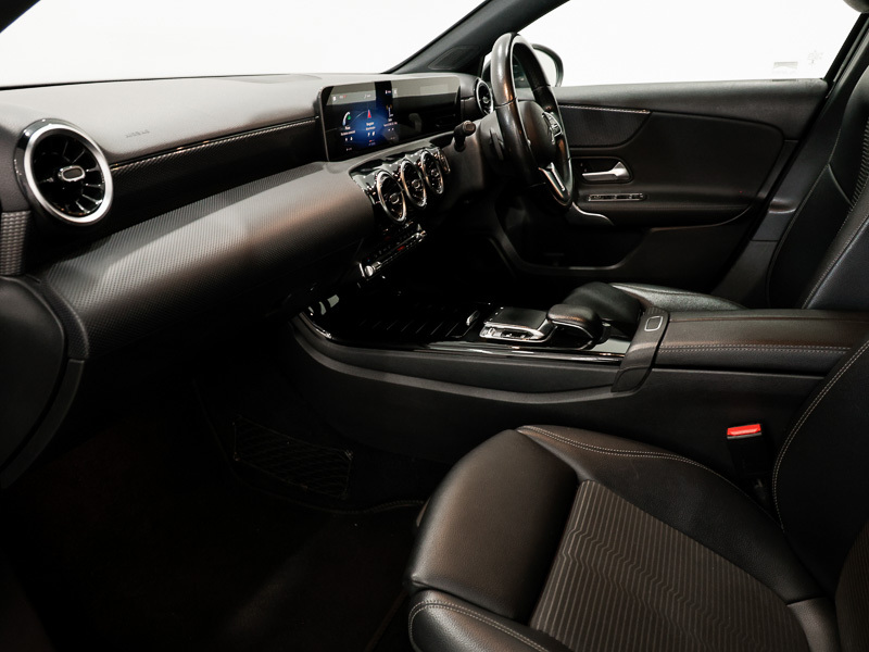 Mercedes-Benz A Class A180d Sport Executive KP68UUS Black #5