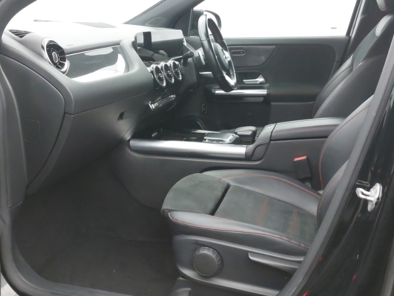 Mercedes-Benz GLA Class Gla 200D Amg Line Executive SN21UYW Black #5