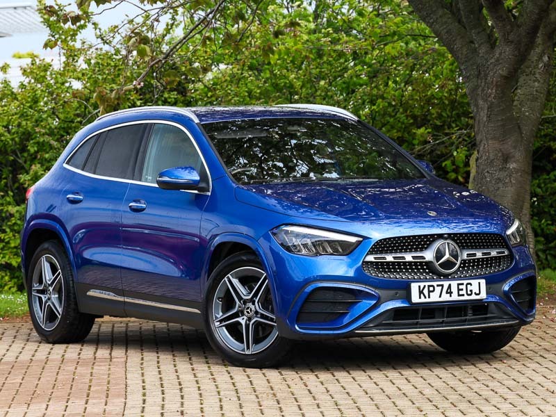 Mercedes-Benz GLA Class Gla 200 Amg Line Executive Blue