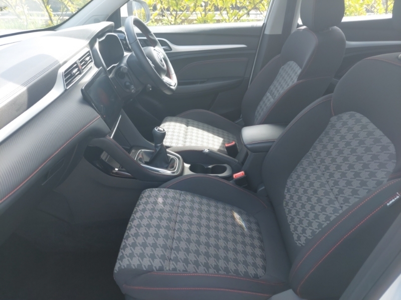 MG ZS 1.5 Vti-tech Excite SC24OPV White #5