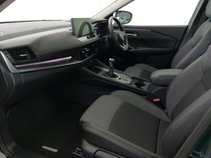 Nissan Qashqai 1.3 Dig-t Mh N-connecta Glass Roof SM25XTX Green #5