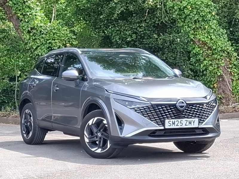 Nissan Qashqai 1.3 Dig-t Mh N-connecta Glass Roof SM25ZMY Grey