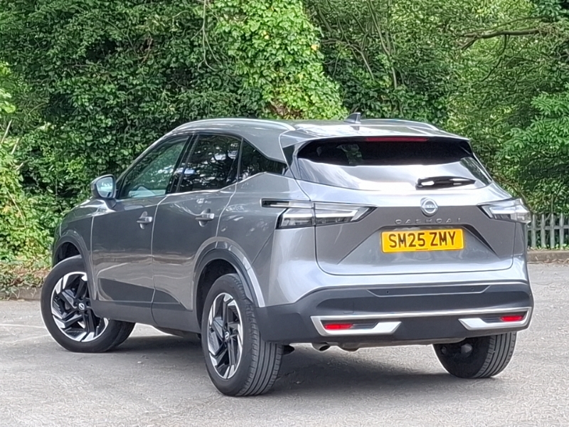 Nissan Qashqai 1.3 Dig-t Mh N-connecta Glass Roof SM25ZMY Grey #2