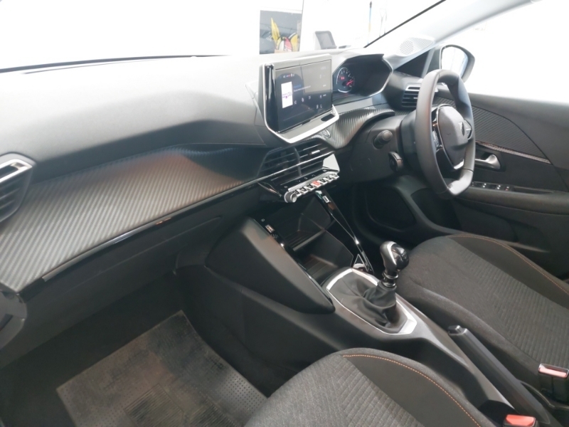 Peugeot 208 Hatchback Special Edi 1.2 Puretech 100 Style SB25VYM White #5