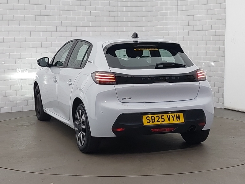 Peugeot 208 Hatchback Special Edi 1.2 Puretech 100 Style SB25VYM White #2