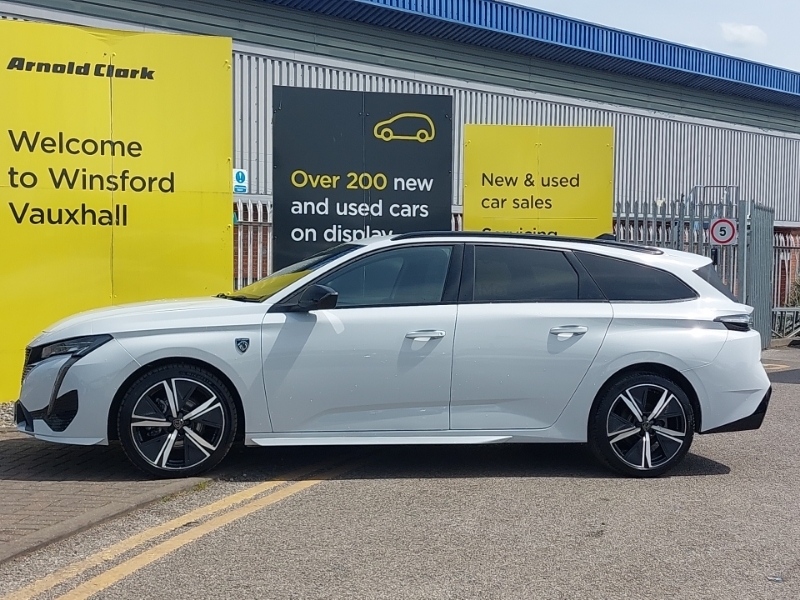 Peugeot 308 1.2 Hybrid 136 Gt E-dsc6 KM25UKF White #4