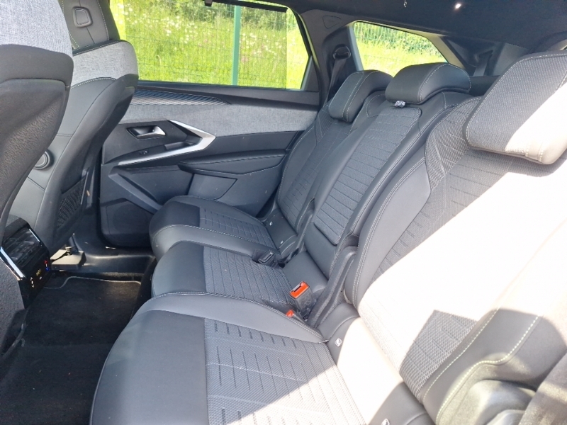 Peugeot 5008 1.2 Hybrid 136 Gt E-dsc6 KP25UEC Black #6