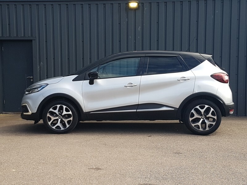 Renault Captur 0.9 Tce 90 Gt Line SJ68LCO Black #4