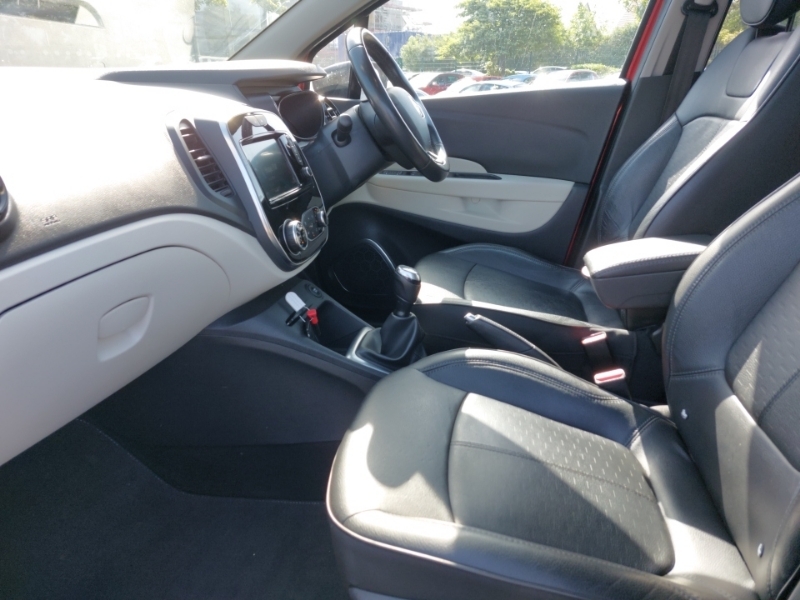 Renault Captur 0.9 Tce 90 Gt Line ML19KZP Red #5