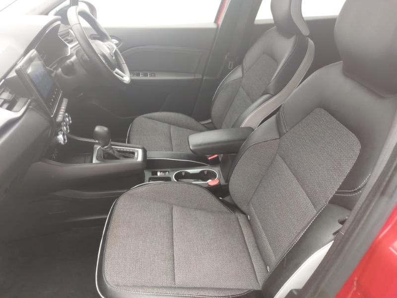 Renault Captur 1.6 E-tech Plug-in Hybrid 160 Techno ST23EBD Red #5