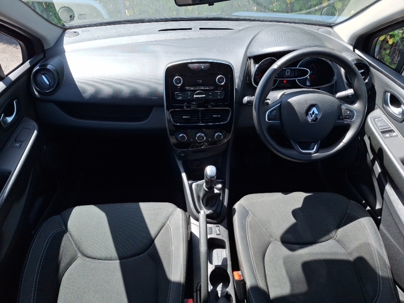 Renault Clio 0.9 Tce 75 Play SJ68WDY Black #3