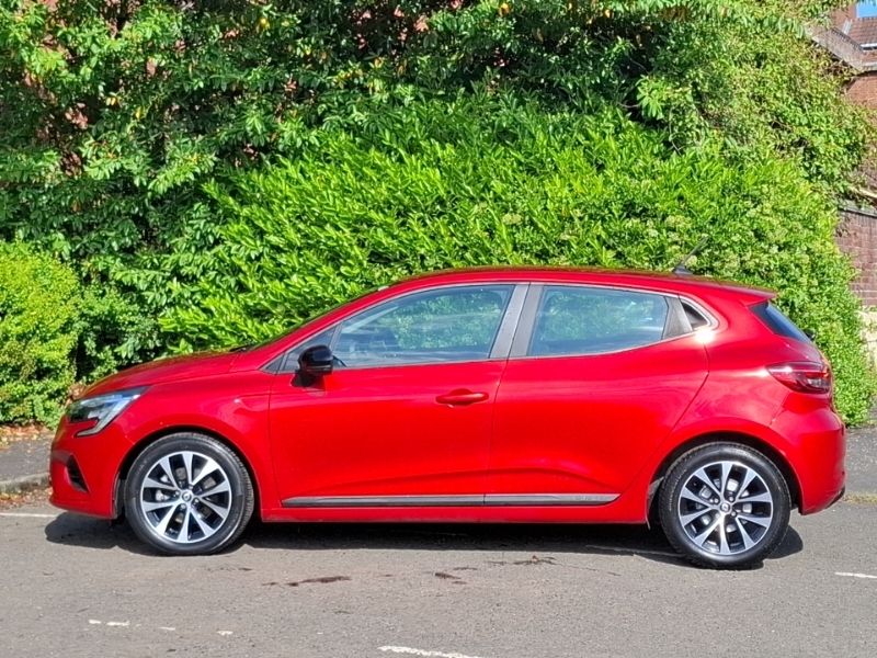 Renault Clio 1.6 E-tech Full Hybrid 145 Evolution NL23HFY Red #4