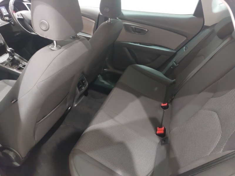 Seat Leon 1.6 Tdi Se Dynamic Technology HX18WDP Black #6