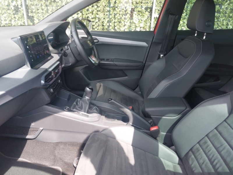 Seat Ibiza 1.0 Tsi 110 Xcellence SD23FGX Red #5
