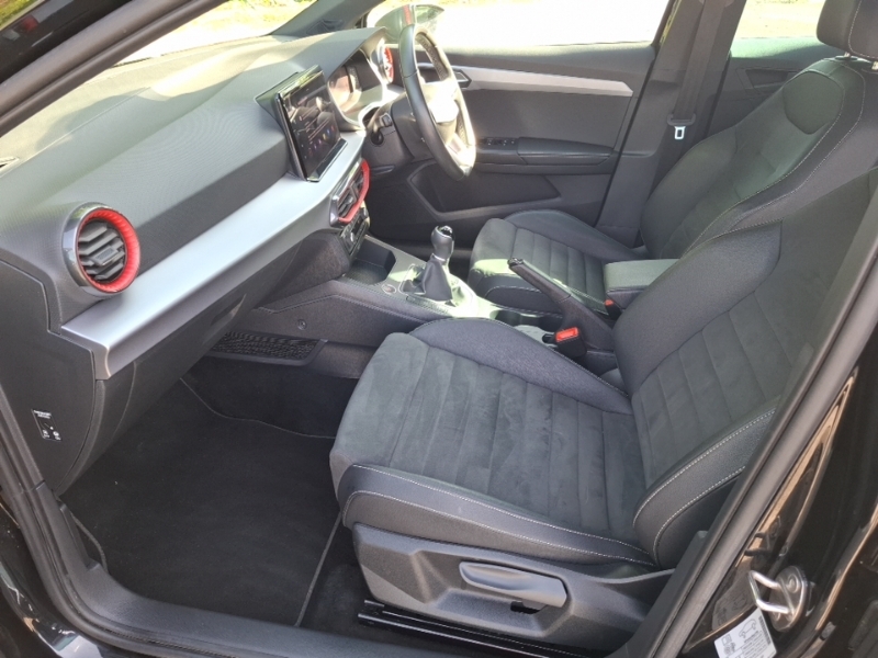 Seat Ibiza 1.0 Tsi 95 Xcellence Lux FY71RYP Black #5