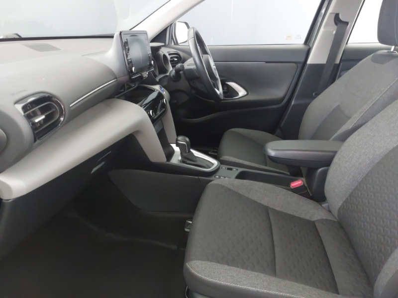 Toyota Yaris Cross 1.5 Hybrid Icon Cvt SA71TKE Grey #5