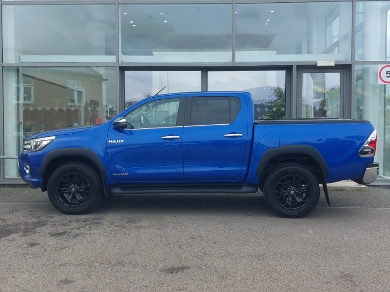 Toyota HILUX Invincible X Dcab Pick Up 2.4 D-4d Blue #4