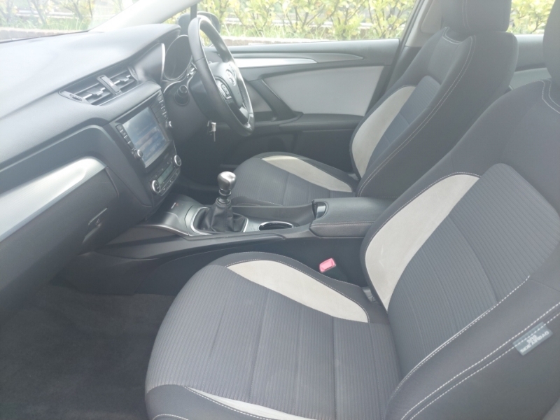 Toyota Avensis 2.0D Business Edition Grey #5