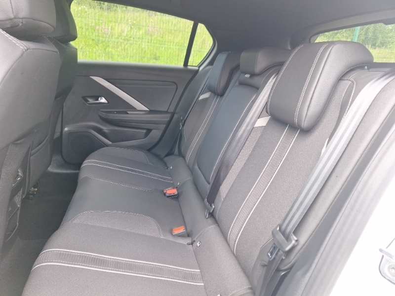 Vauxhall Astra 1.2 Turbo 130 Gs SH25FFJ White #6