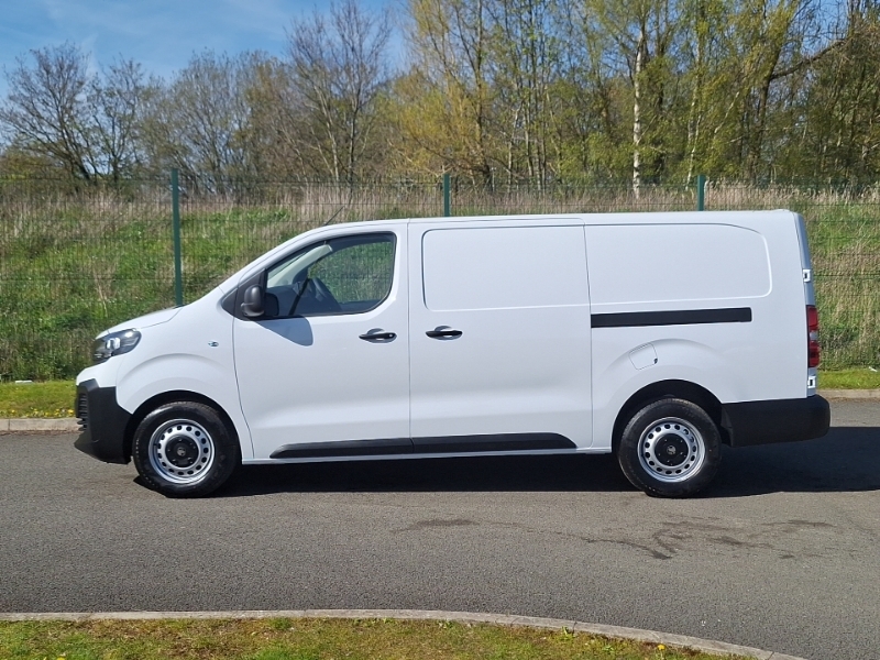Vauxhall Vivaro 2.0 Turbo D 145 Prime H1 Van SD26RYA White #4