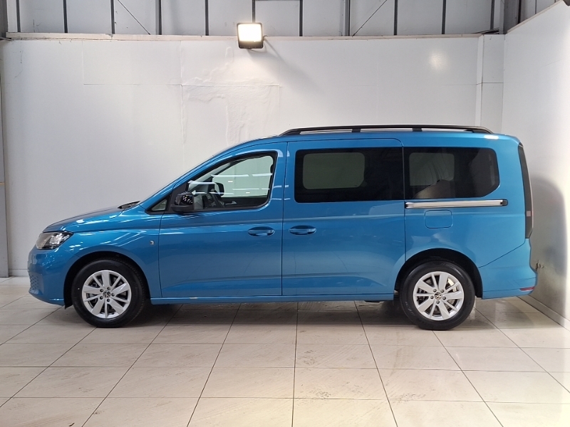 Volkswagen Caddy Maxi Life 1.5 Tsi Life 116 Dsg Tech Pack Blue #4