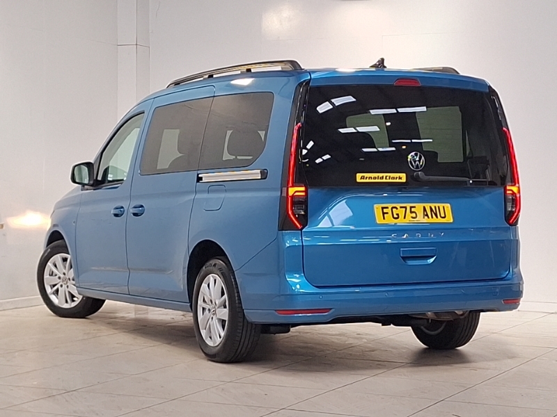 Volkswagen Caddy Maxi Life 1.5 Tsi Life 116 Dsg Tech Pack Blue #2