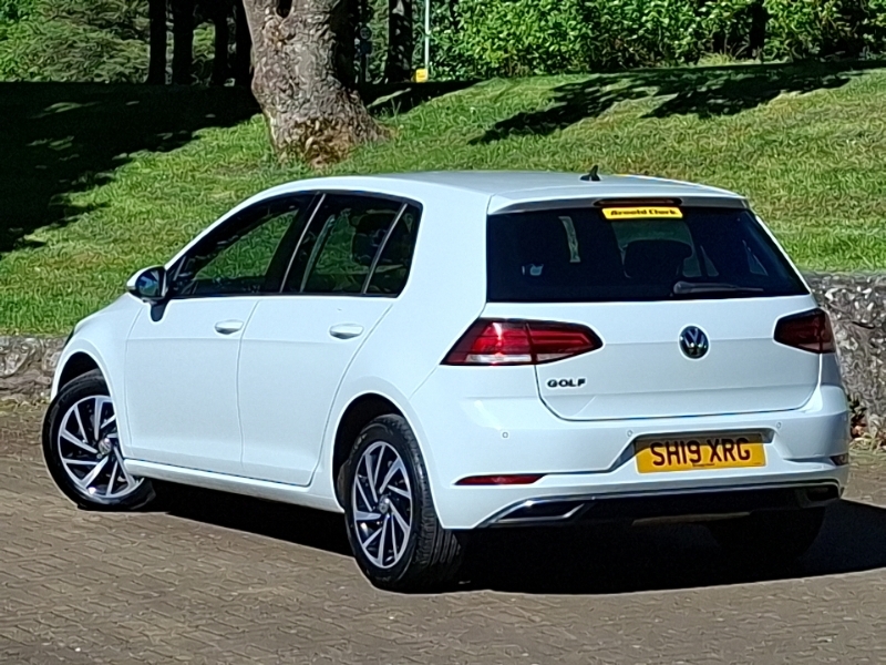 Volkswagen Golf 1.6 Tdi Match SH19XRG White #2