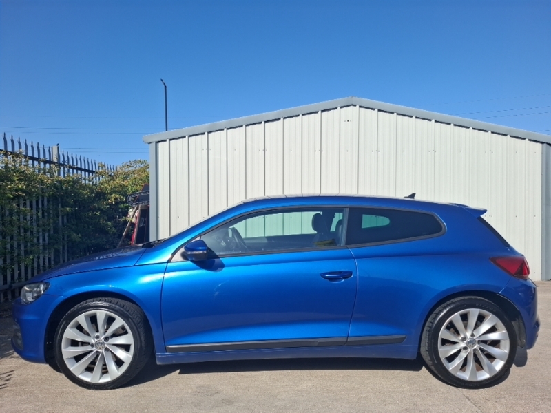 Volkswagen Scirocco 2.0 Tsi 180 Bluemotion Tech Gt Blue #4