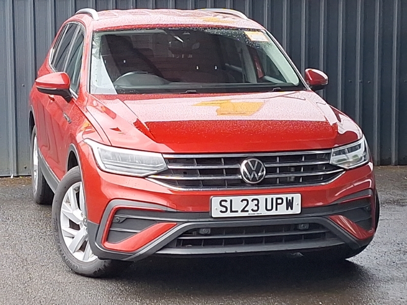 Volkswagen Tiguan Allspace 1.5 Tsi Life Red