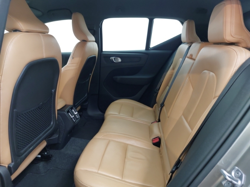 Volvo XC40 1.5 T3 163 Inscription YR70EPJ Grey #6