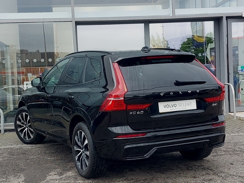 Volvo XC60 2.0 B4d Plus Dark Awd Geartronic CK23HFU Black #2