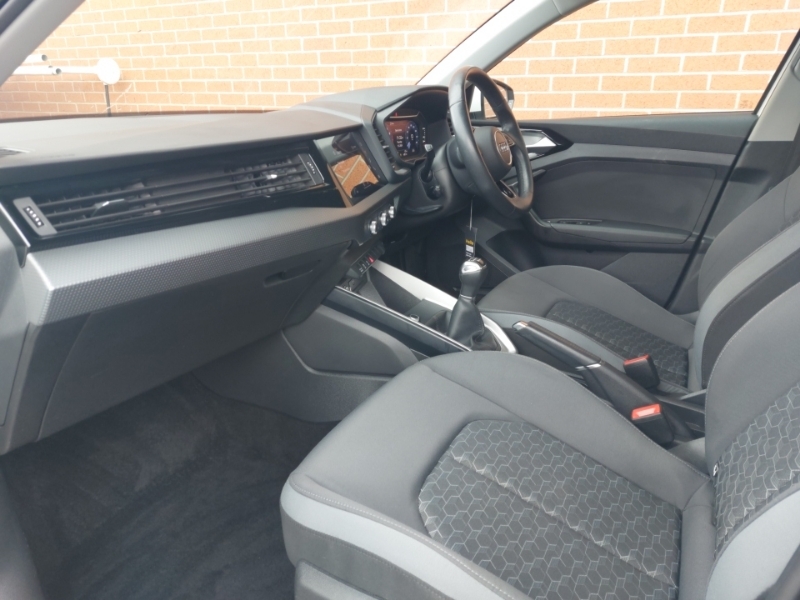 Audi A1 30 Tfsi 110 Sport NL21UNH White #5