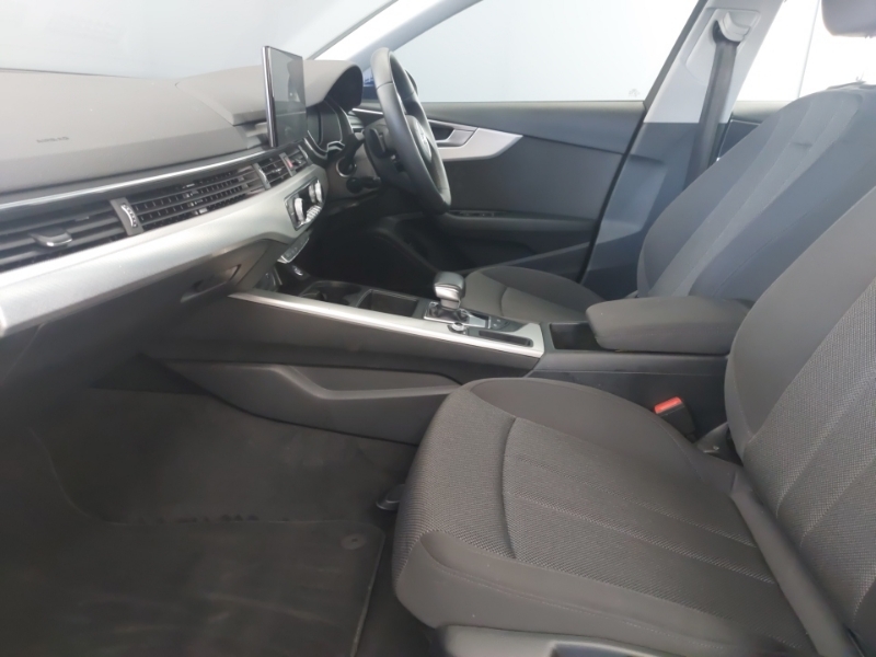 Audi A4 35 Tfsi Technik S Tronic BV23WYO Blue #5