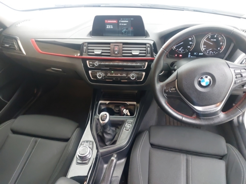 BMW 1 Series 116D Sport Nav White #3