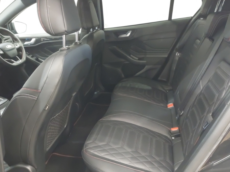 Ford Focus 1.0 Ecoboost Hybrid Mhev 155 St-line X EK23LWZ Black #6