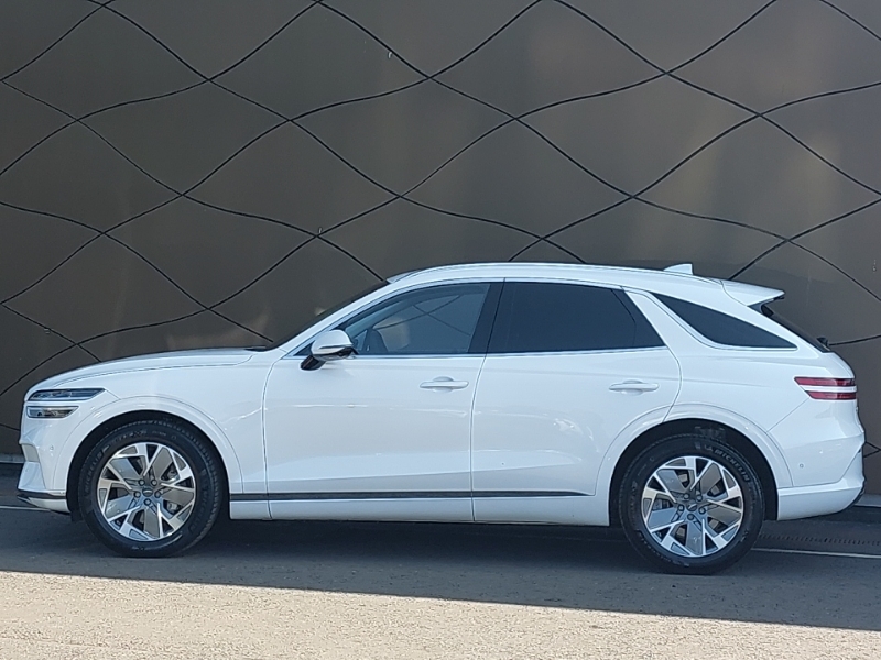 Genesis GV70 360Kw Sport 77Kwh Awd Innovconvenience OE24HNJ White #4