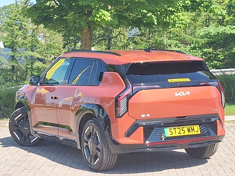 Kia EV3 148Kw Gt-line S 81.4Kwh Orange #2
