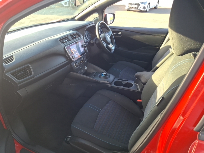 Nissan Leaf 110Kw Acenta 39Kwh WF72HXW Red #5