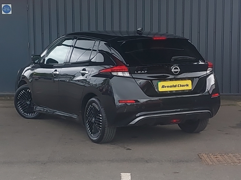 Nissan Leaf 110Kw N-connecta 39Kwh NA23YON Black #2