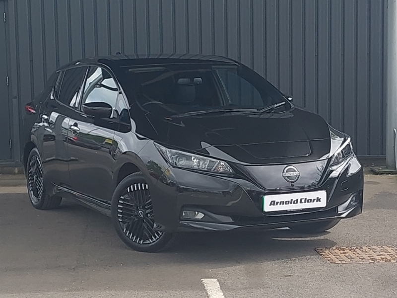 Nissan Leaf 110Kw N-connecta 39Kwh Black
