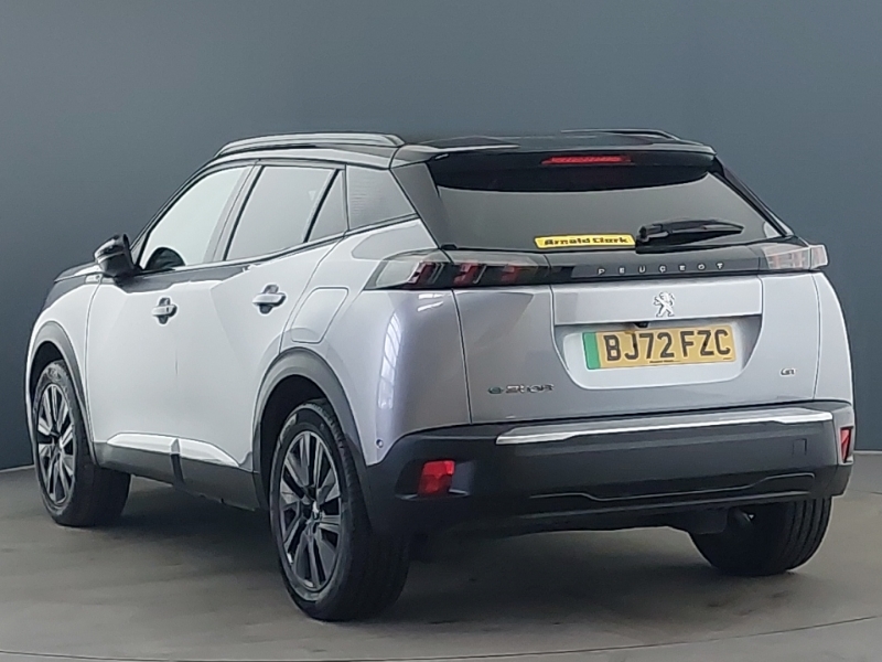 Peugeot e-2008 100Kw Gt Premium 50Kwh Grey #2