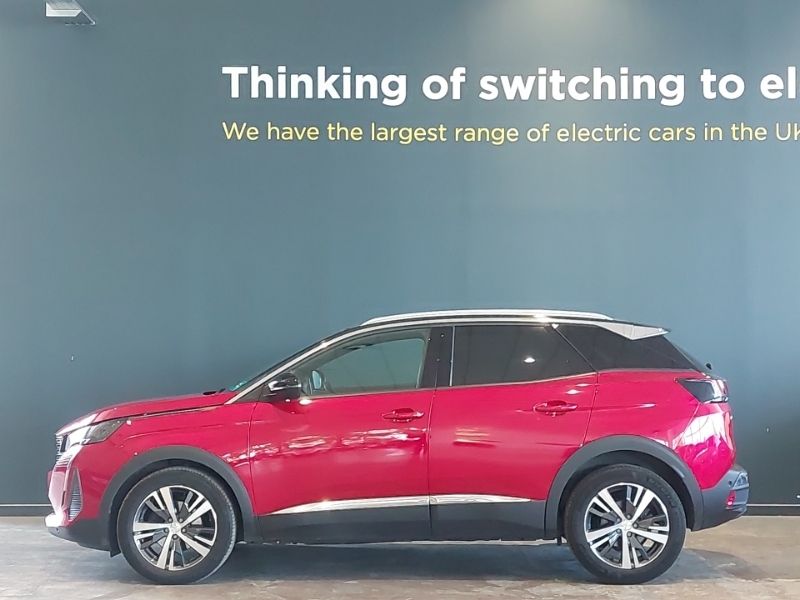 Peugeot 3008 1.5 Bluehdi Allure Premium Eat8 YE23ZYG Red #4