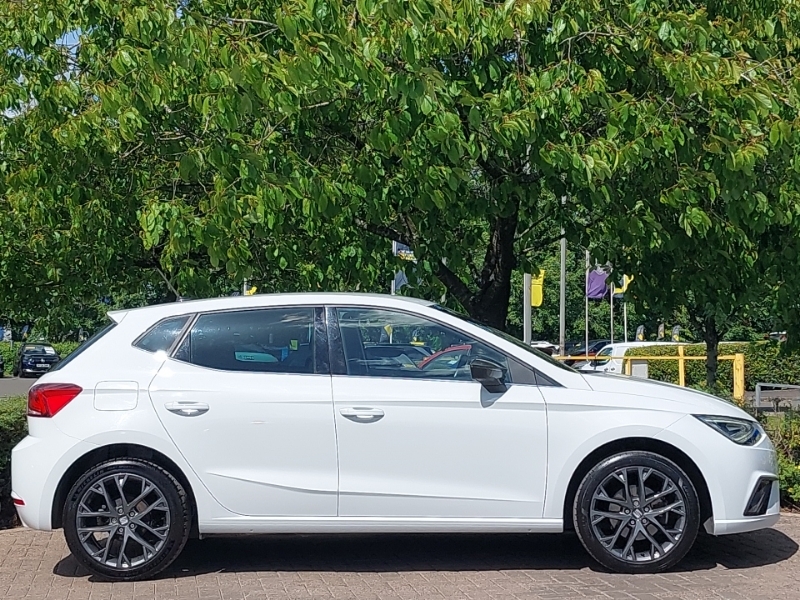 Seat Ibiza 1.0 Tsi 110 Xcellence FN73MLZ White #4