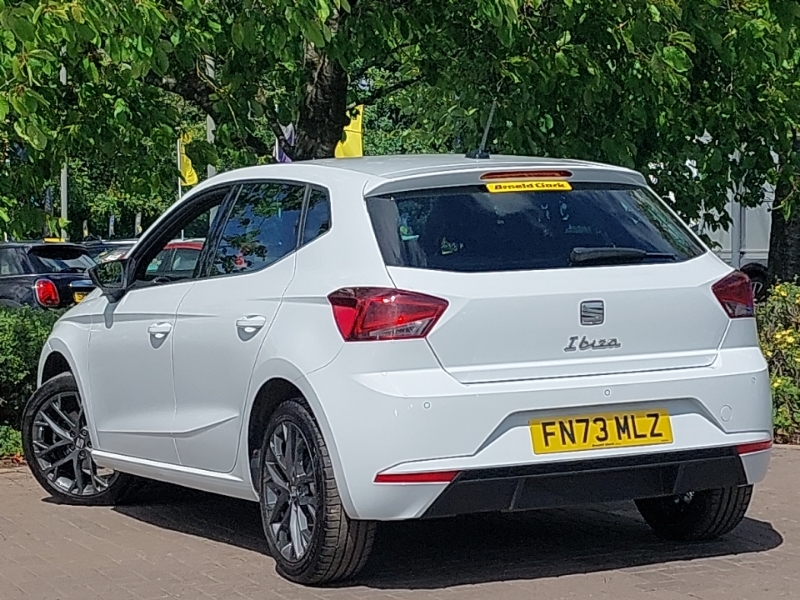 Seat Ibiza 1.0 Tsi 110 Xcellence FN73MLZ White #2