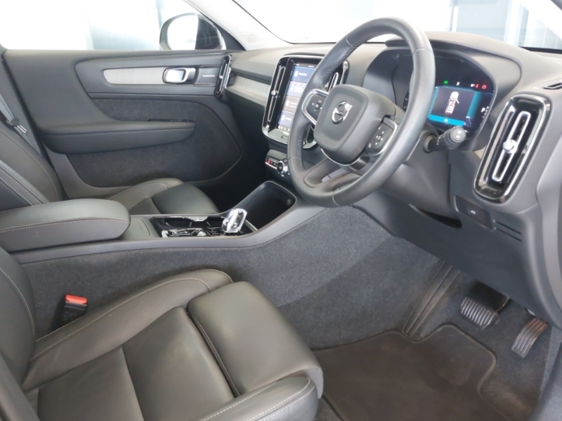 Volvo XC40 2.0 B3p Ultimate Dark WD73YMV Silver #6
