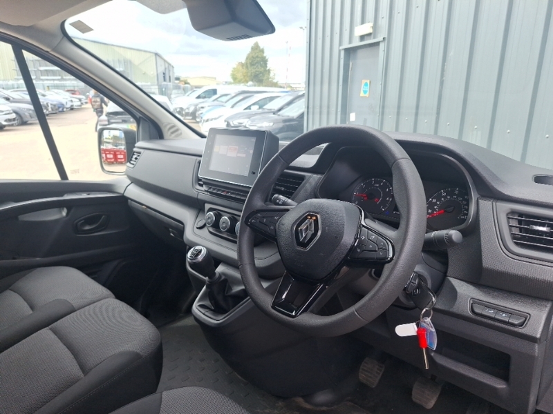 Renault Trafic Sl30 Blue Dci 130 Advance Van SH24RSO White #3