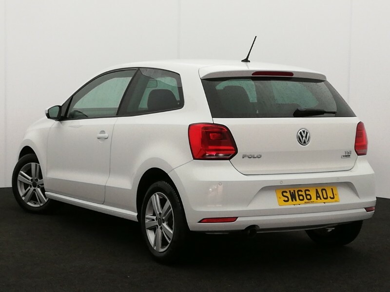 Volkswagen Polo 1.2 Tsi Match SW66AOJ White #2