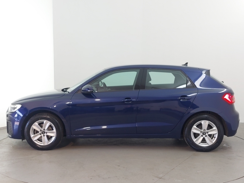 Audi A1 25 Tfsi Technik YH73SMX Blue #4